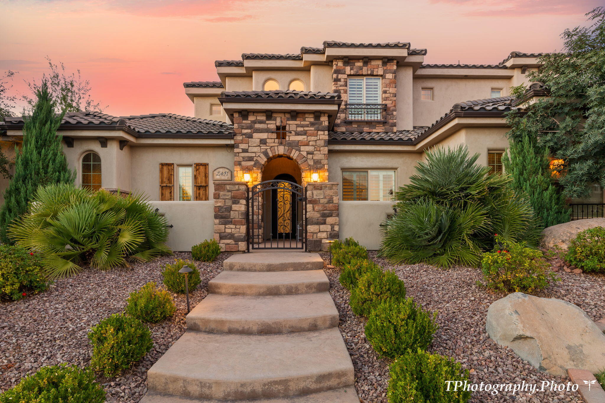 2451 E Lagrasse CIR