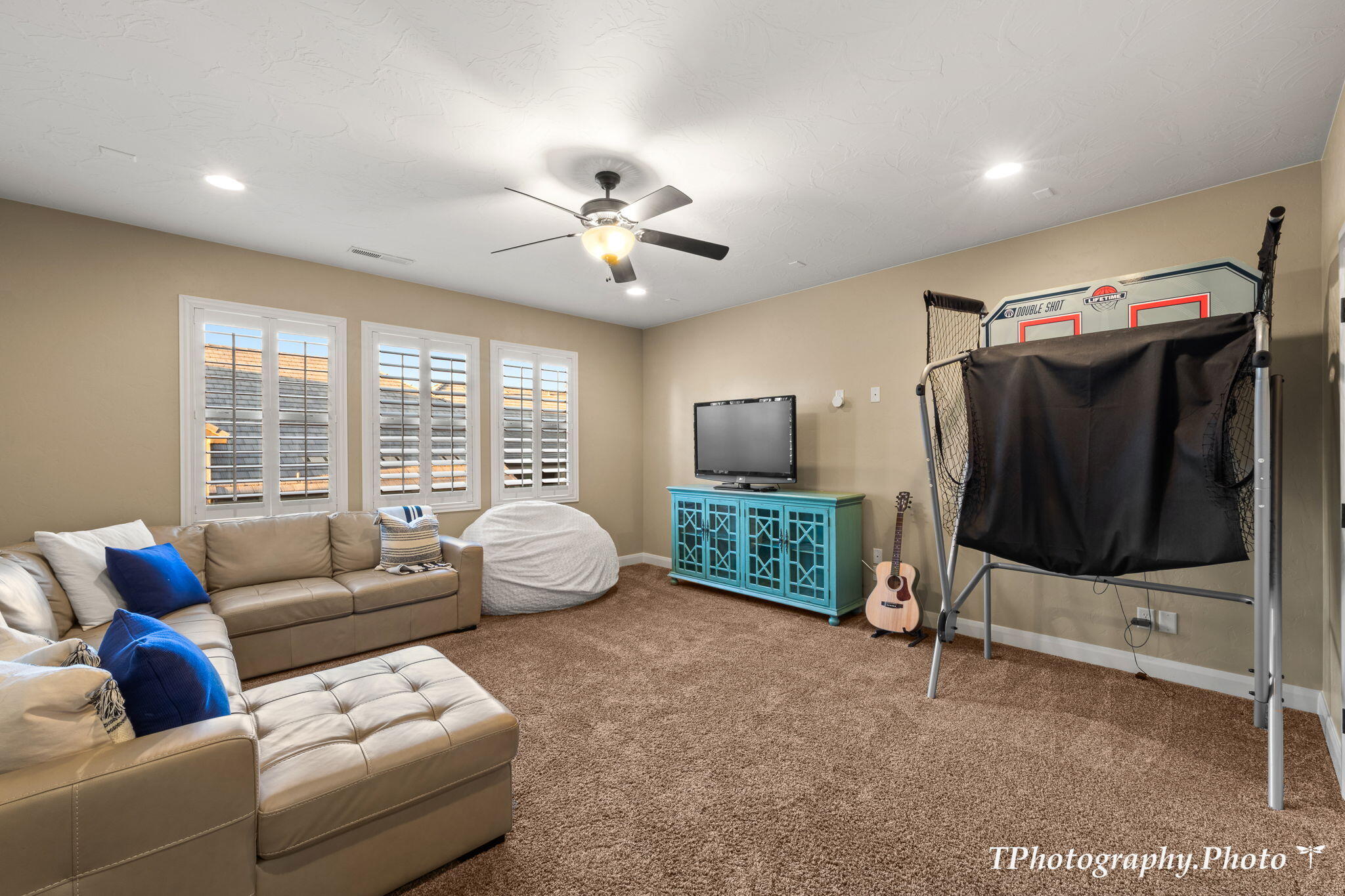 2451 E Lagrasse CIR