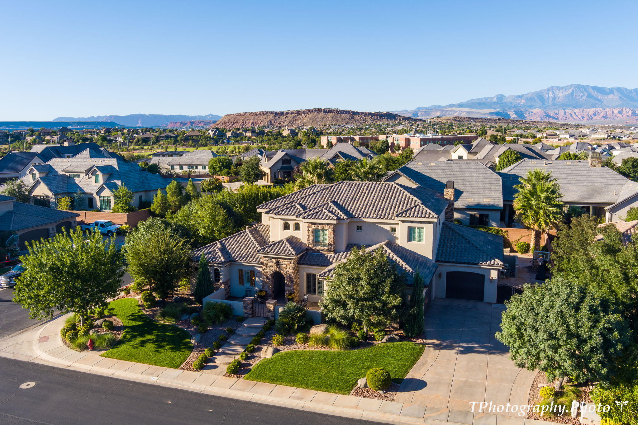 2451 E Lagrasse CIR