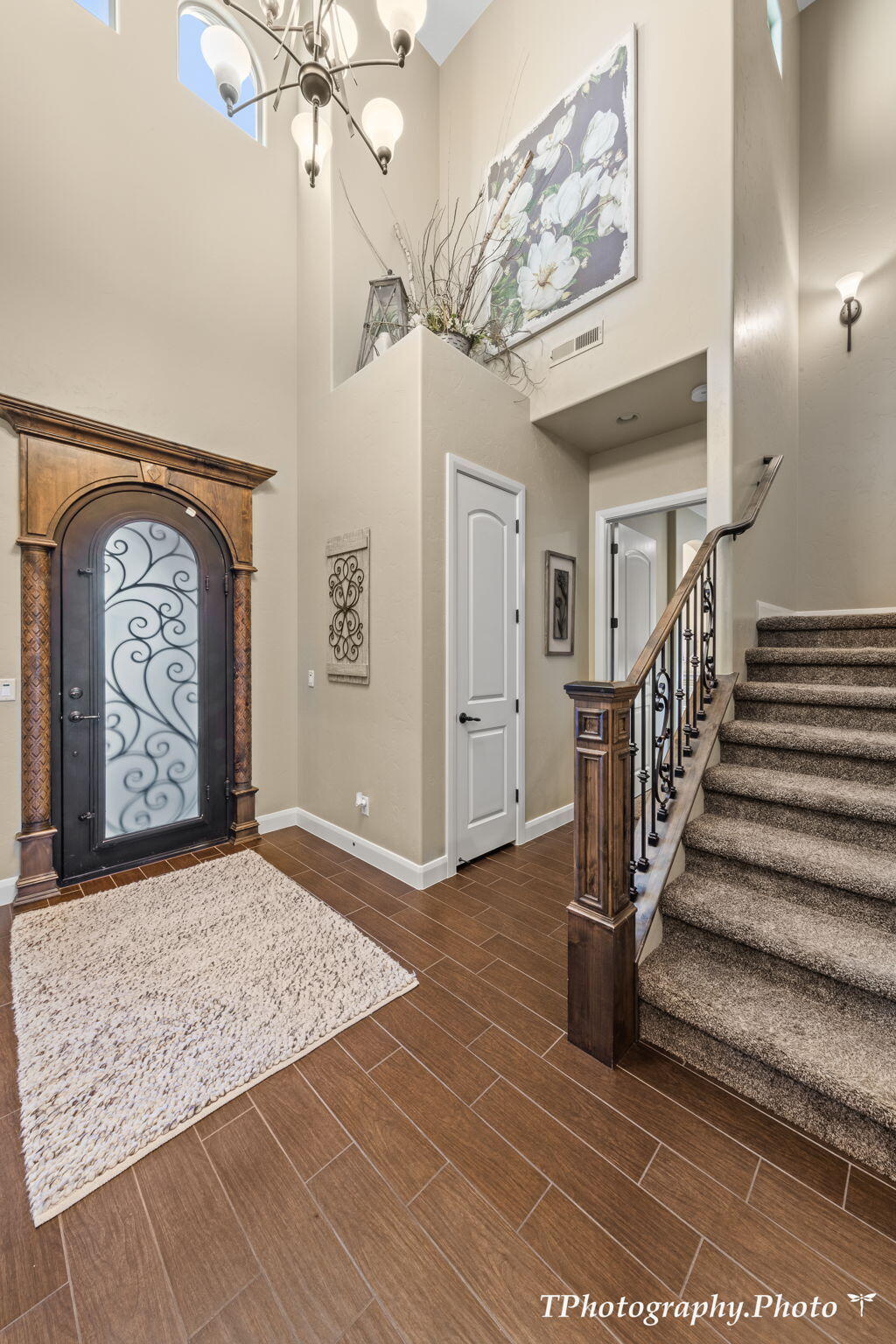 2451 E Lagrasse CIR