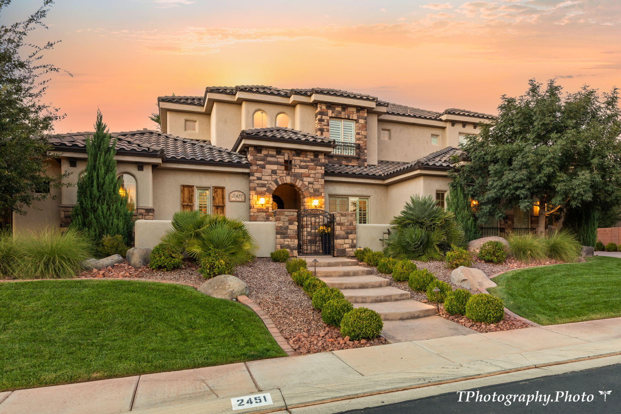 2451 E Lagrasse CIR