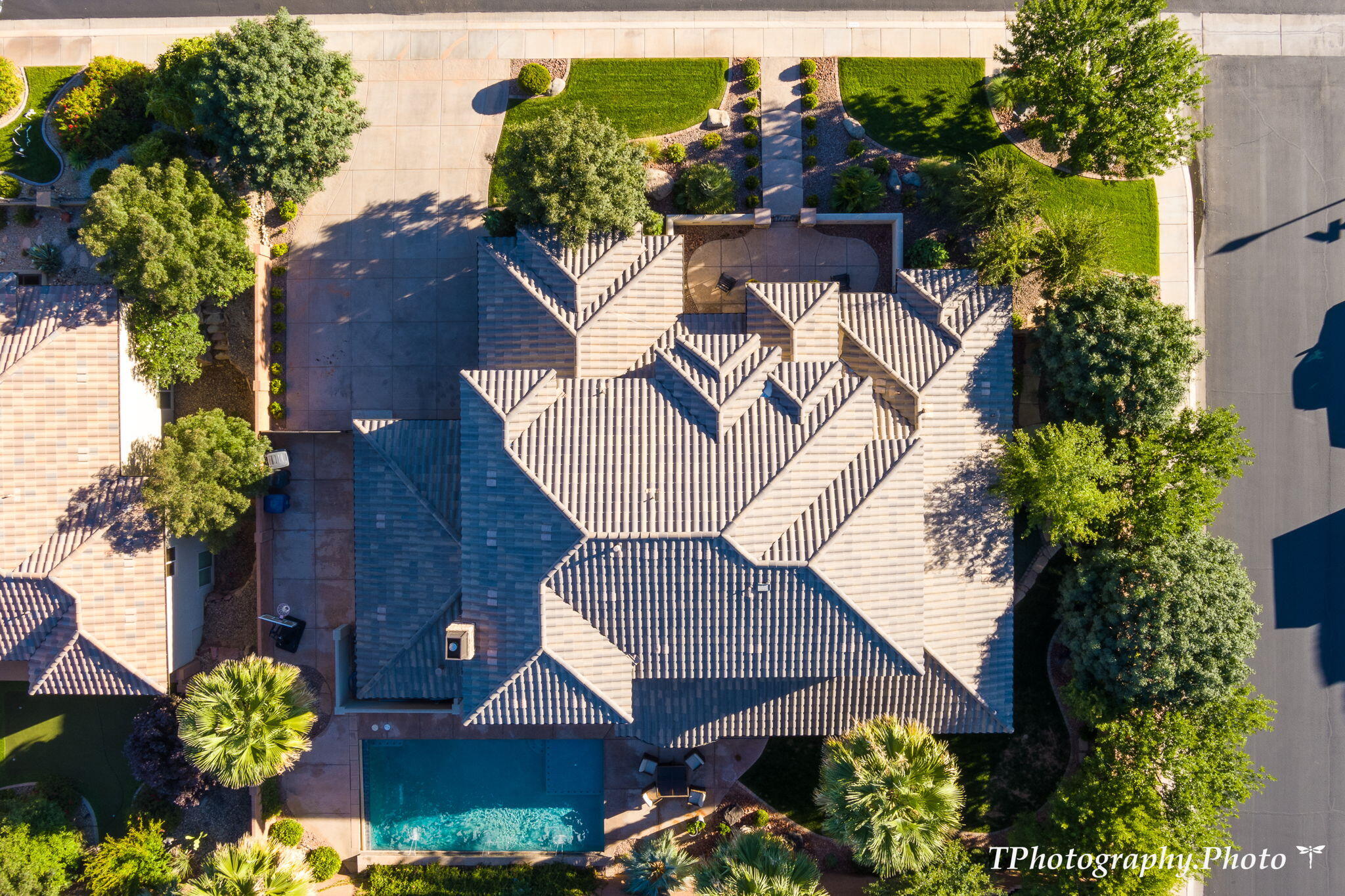 2451 E Lagrasse CIR