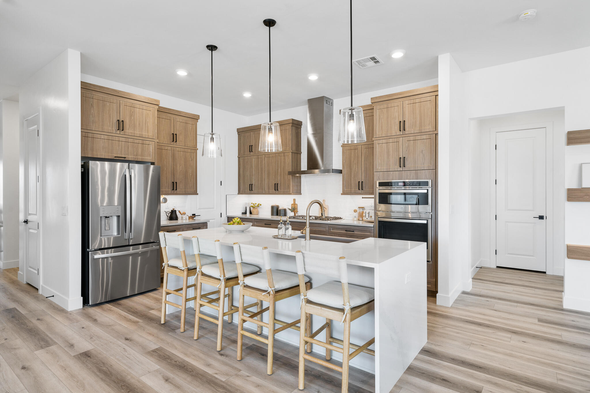 Spring Lily DR Unit: 322