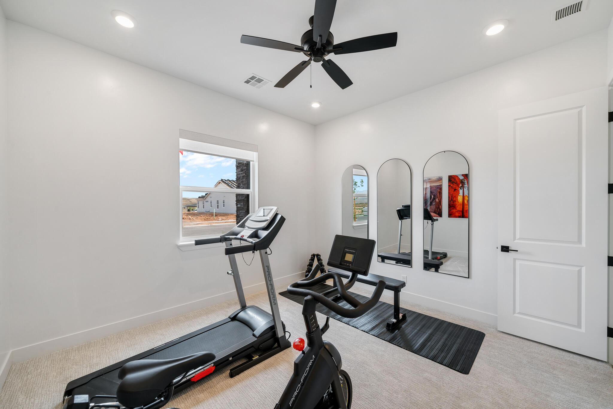 Spring Lily DR Unit: 322