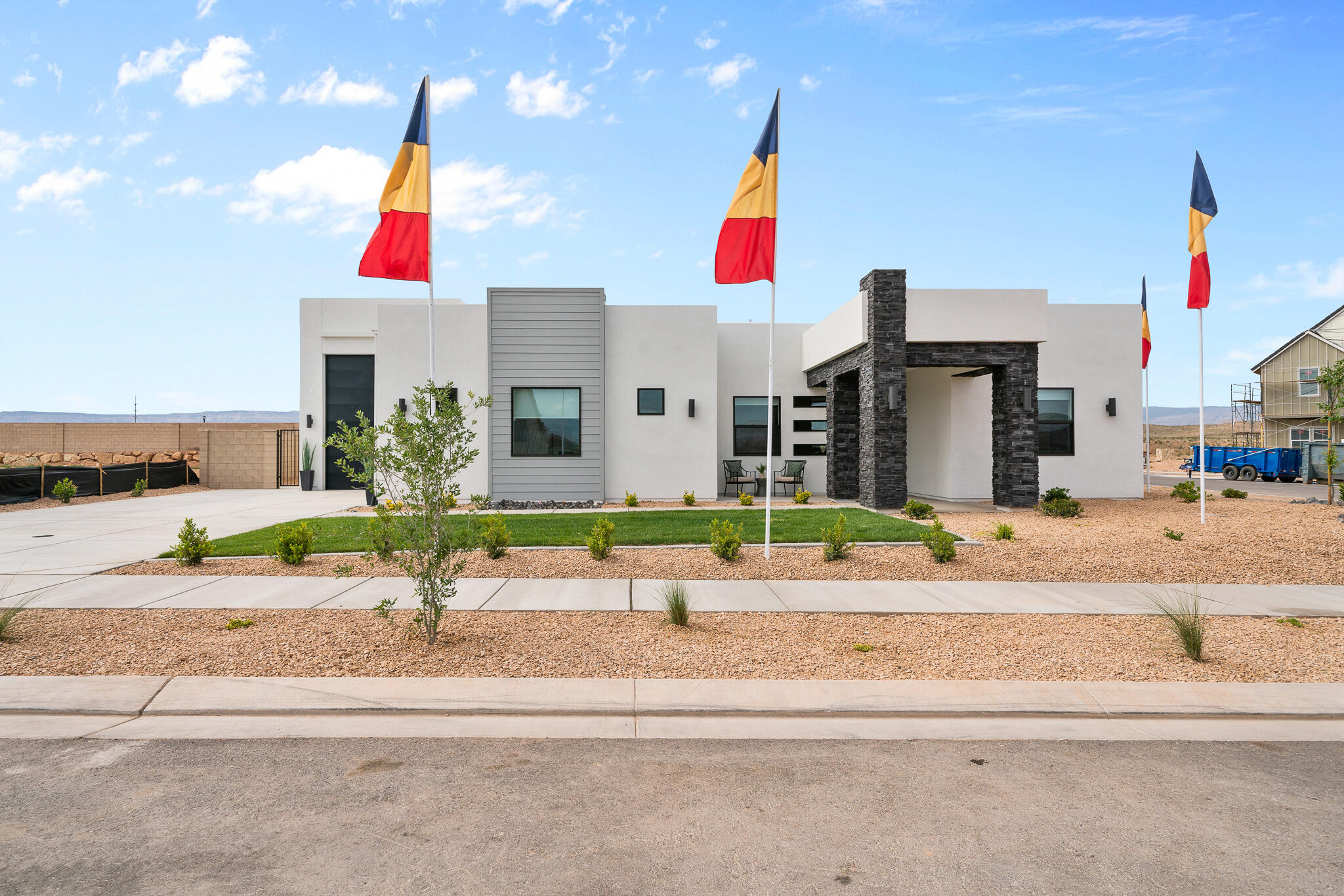 Spring Lily DR Unit: 322