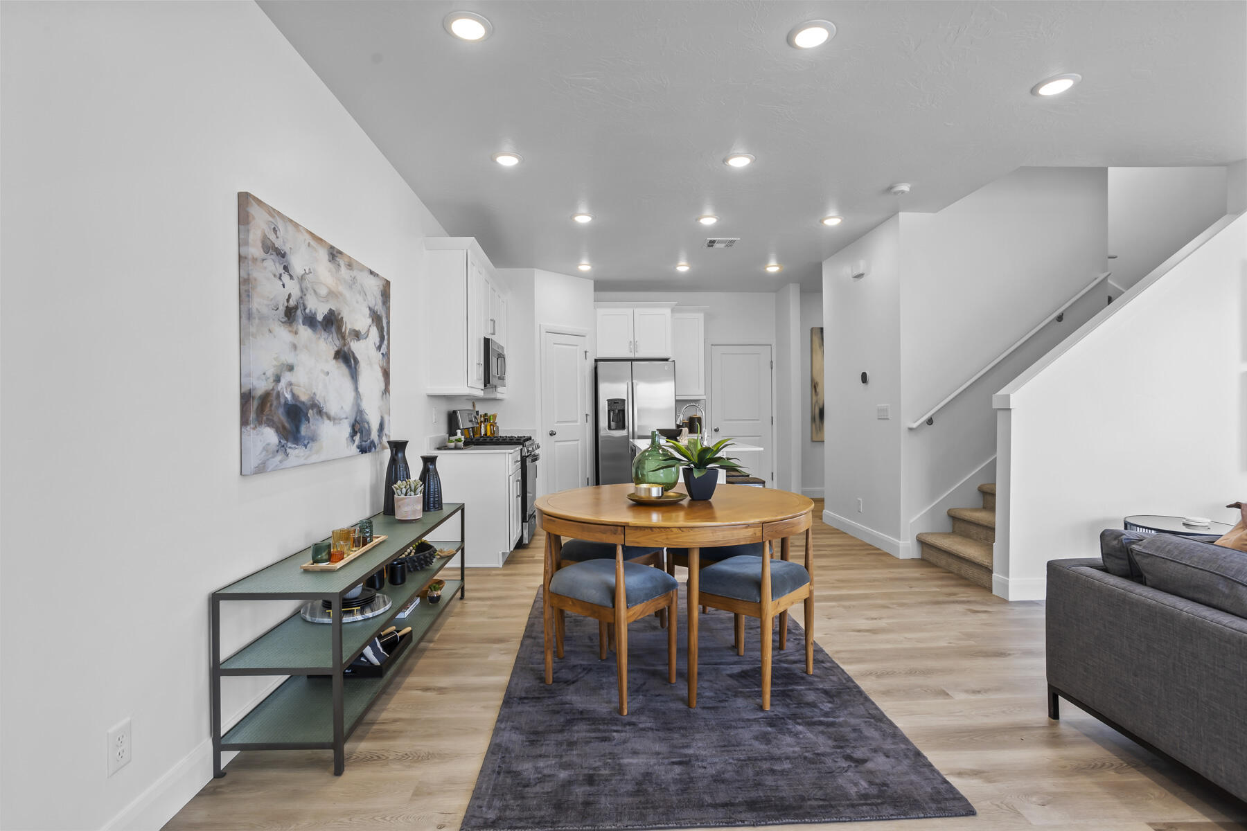 484 W Greenstone Place Unit: #1011