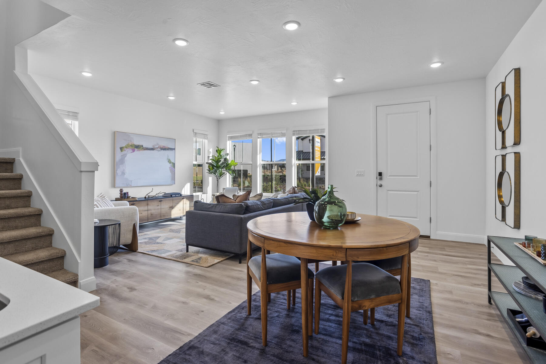 484 W Greenstone Place Unit: #1011