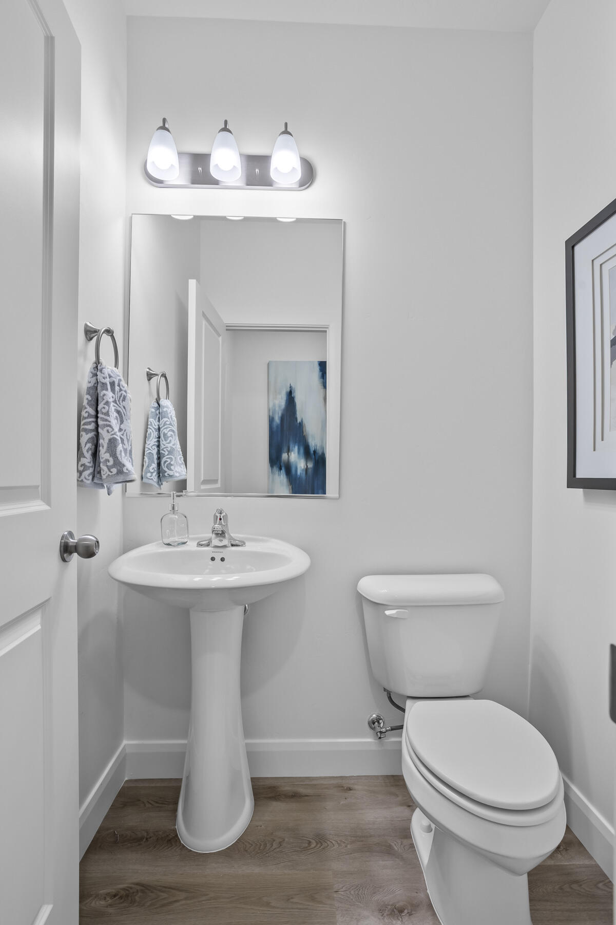 484 W Greenstone Place Unit: #1011