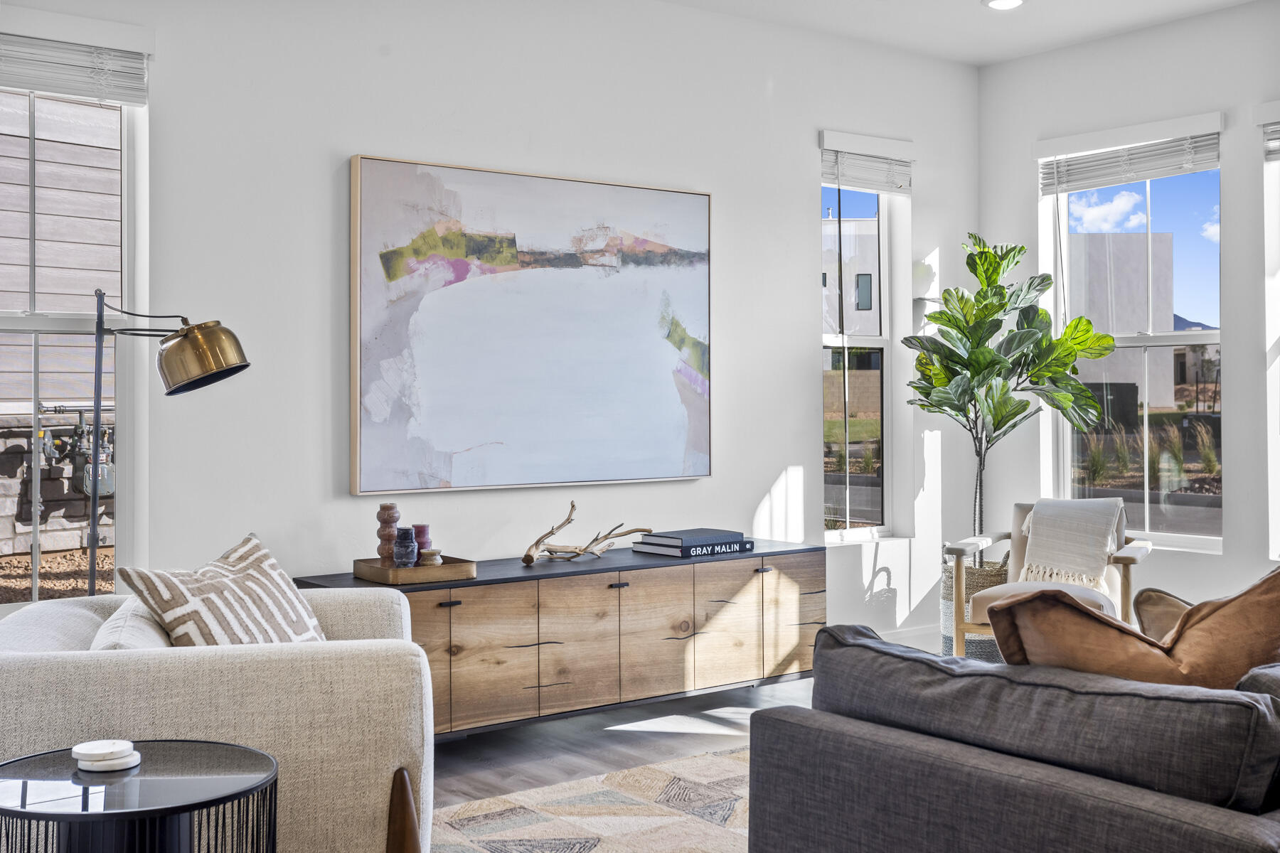 484 W Greenstone Place Unit: #1011