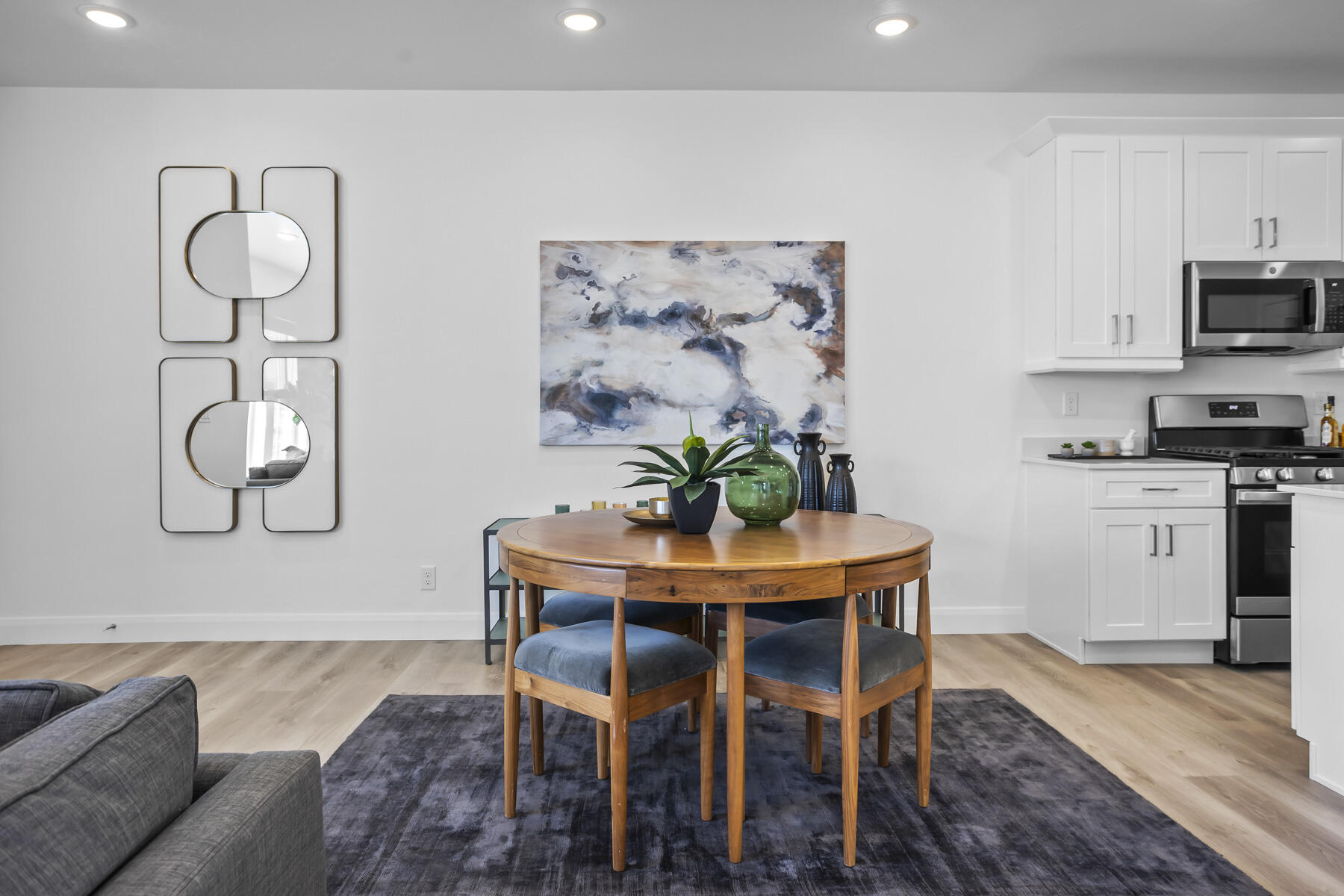 484 W Greenstone Place Unit: #1011