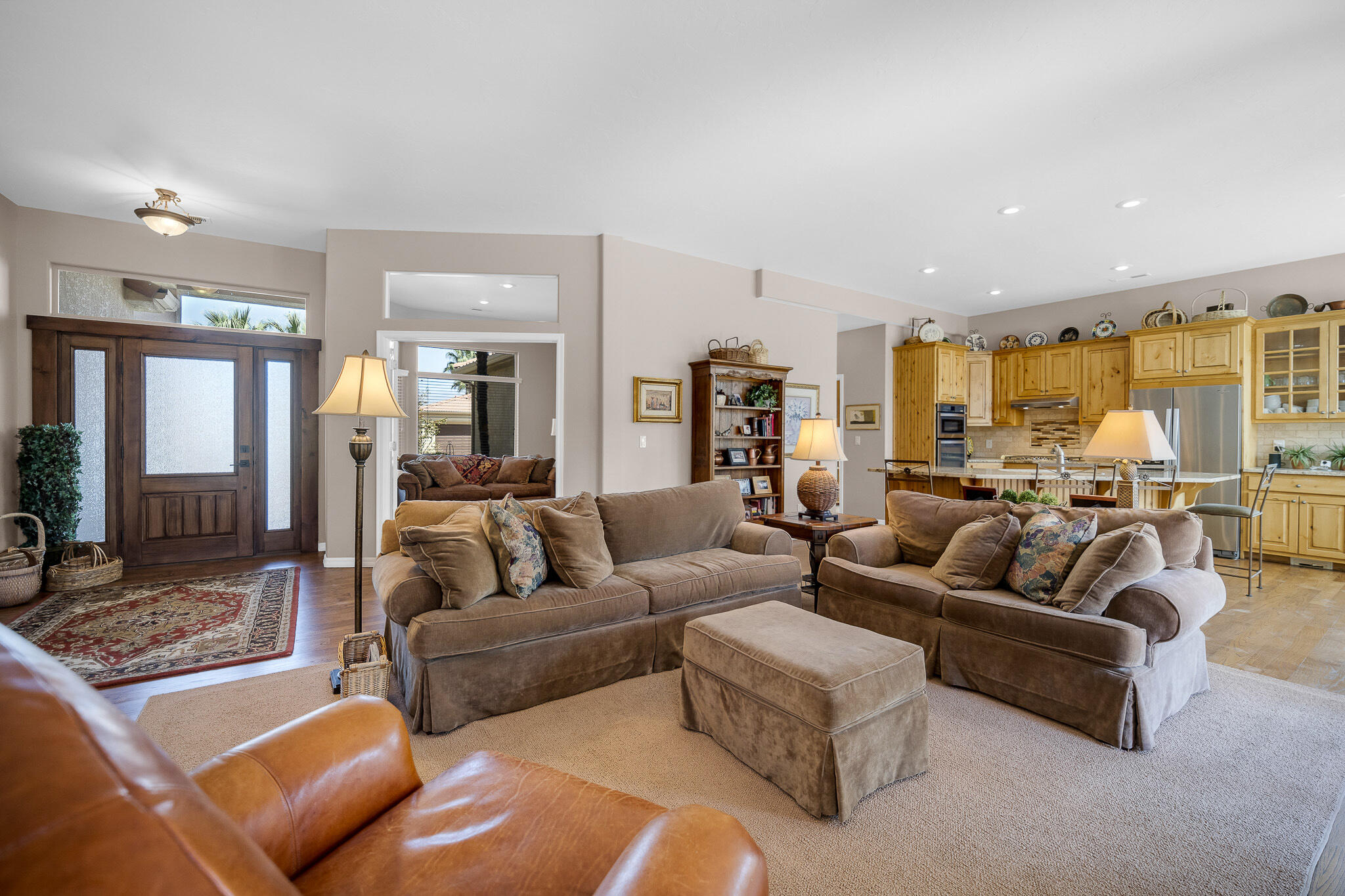 2587 W Rio Lobo DR