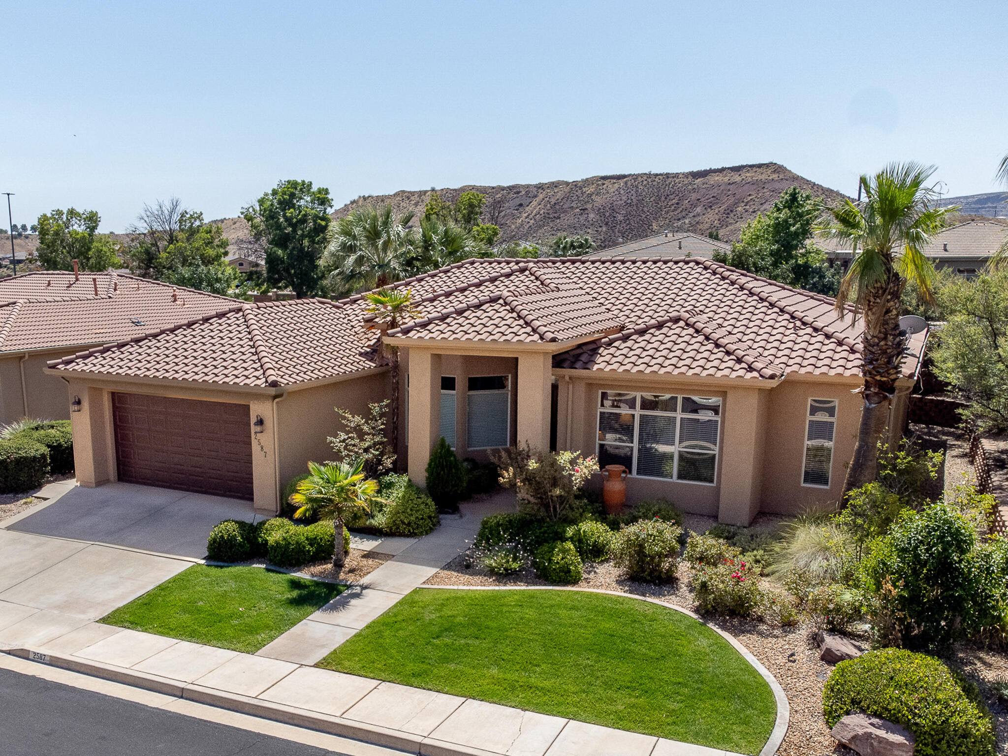 2587 W Rio Lobo DR