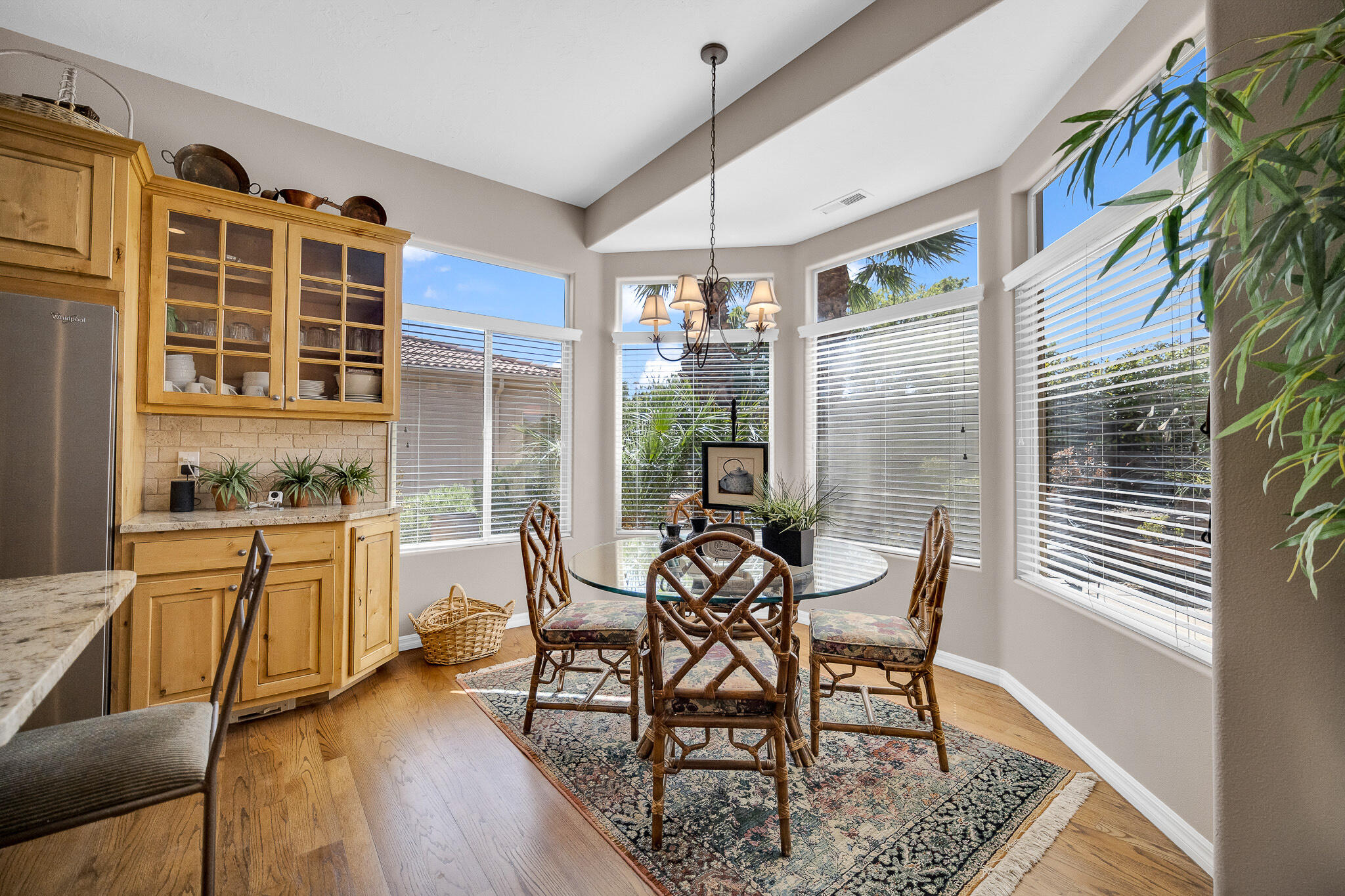 2587 W Rio Lobo DR