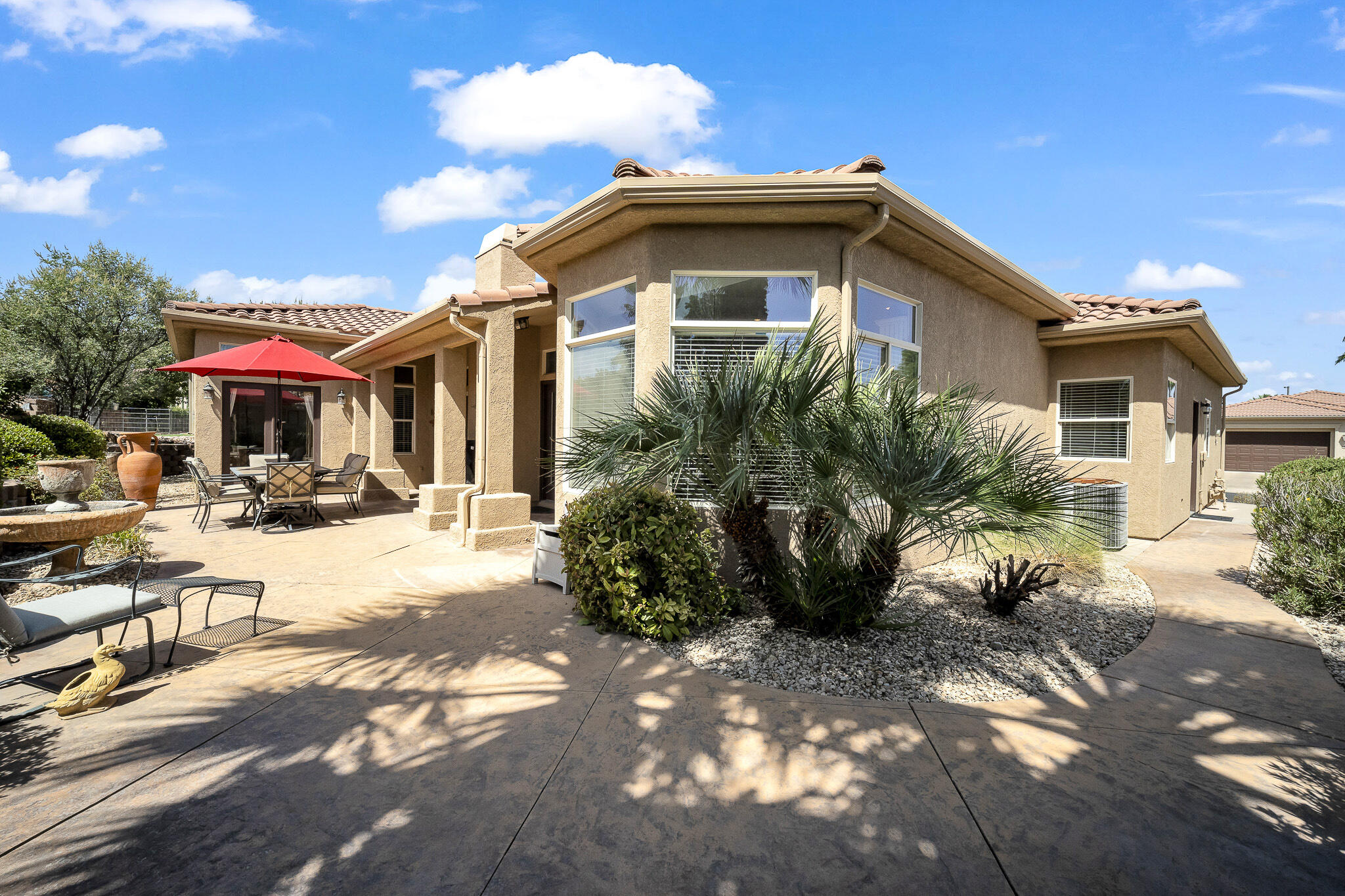 2587 W Rio Lobo DR