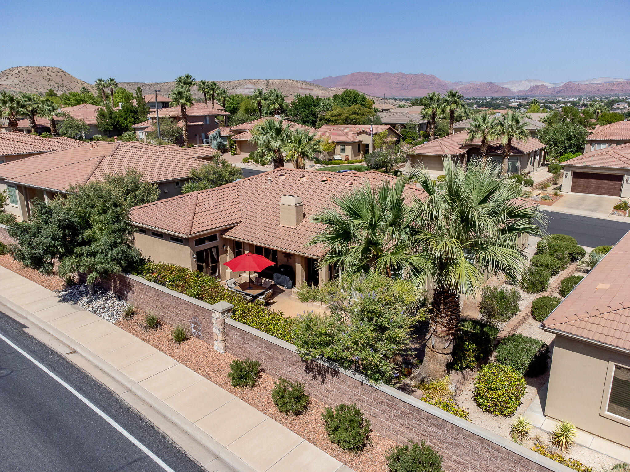 2587 W Rio Lobo DR