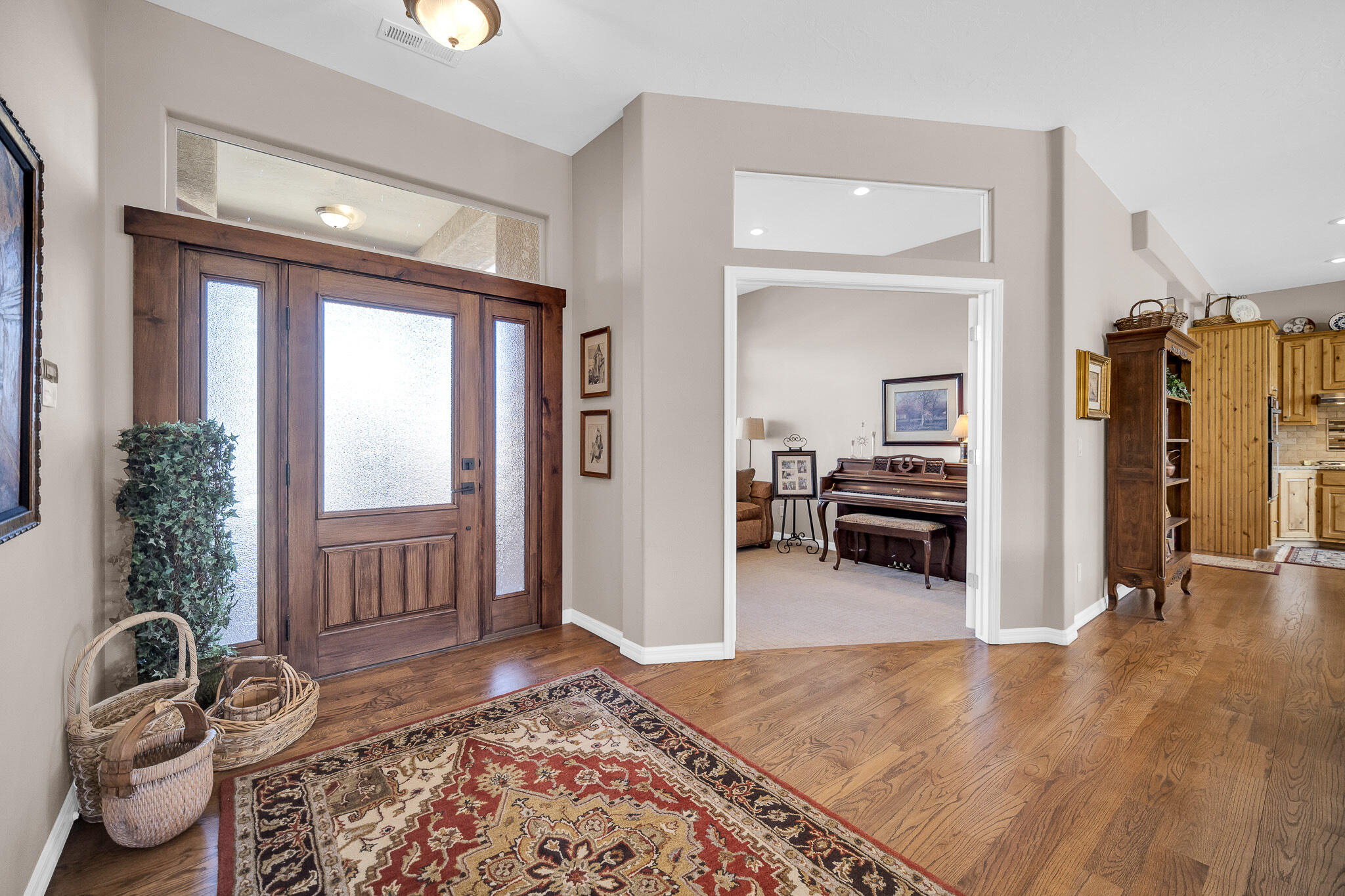 2587 W Rio Lobo DR
