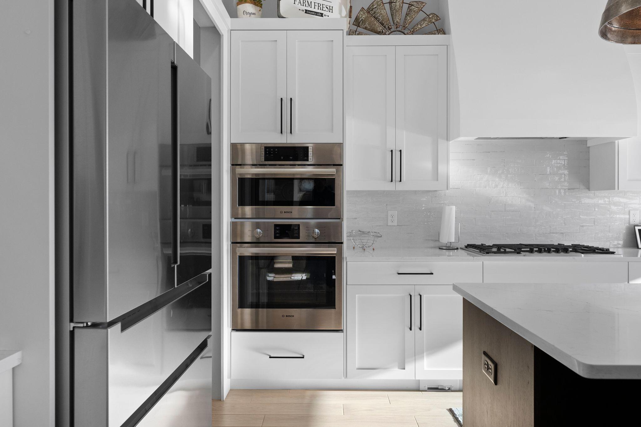 4805 S Homestead Way