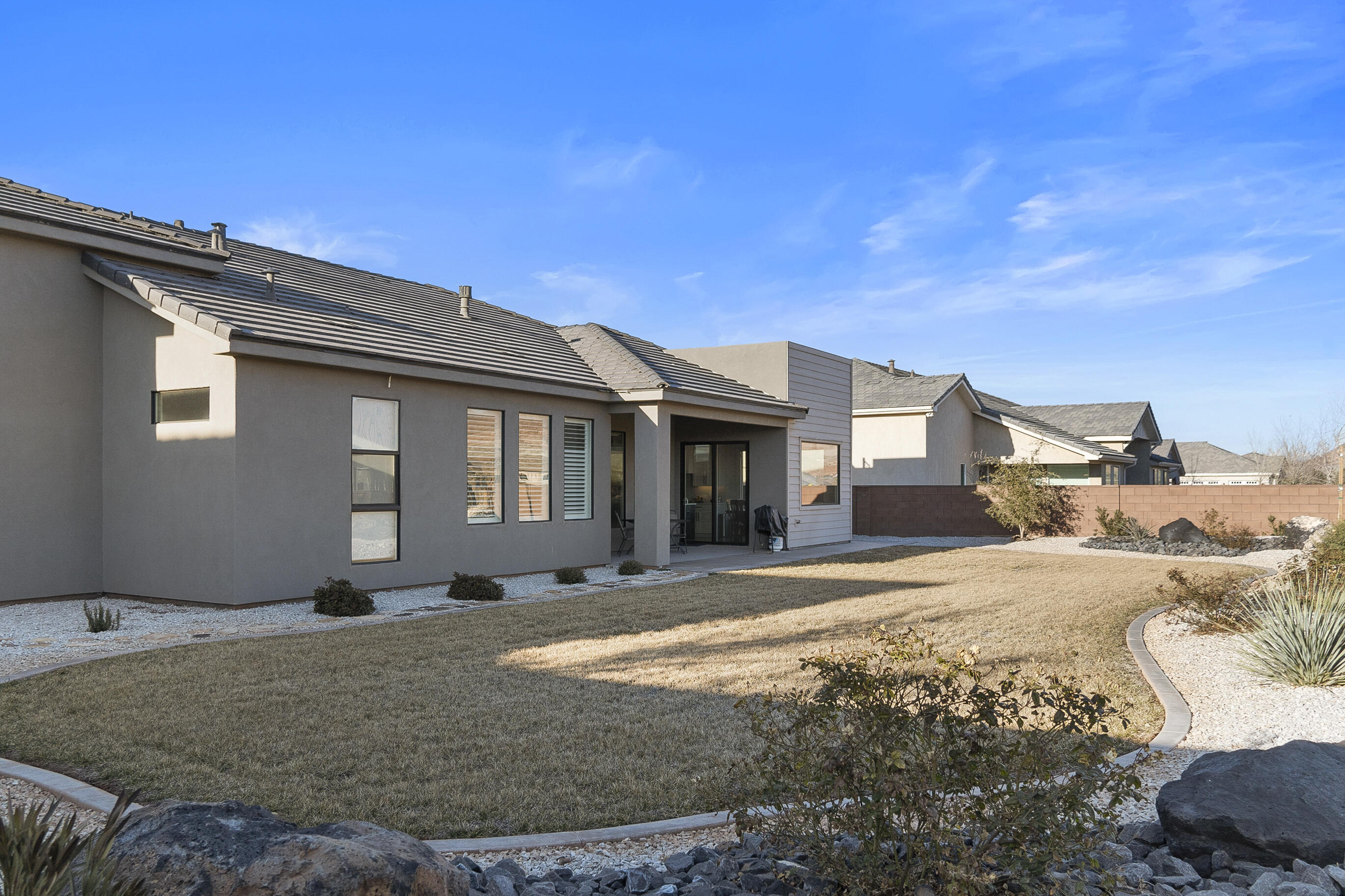 4805 S Homestead Way