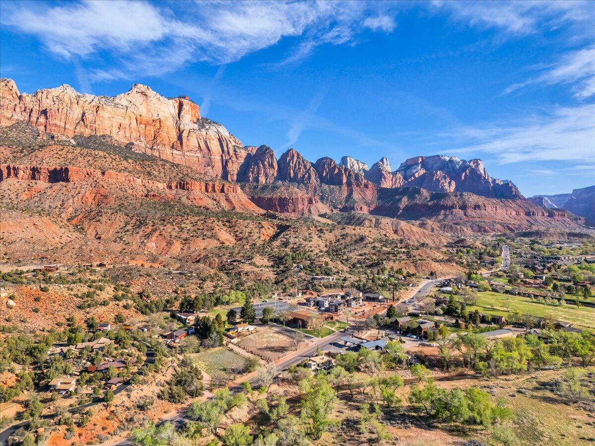 Zion Park Blvd