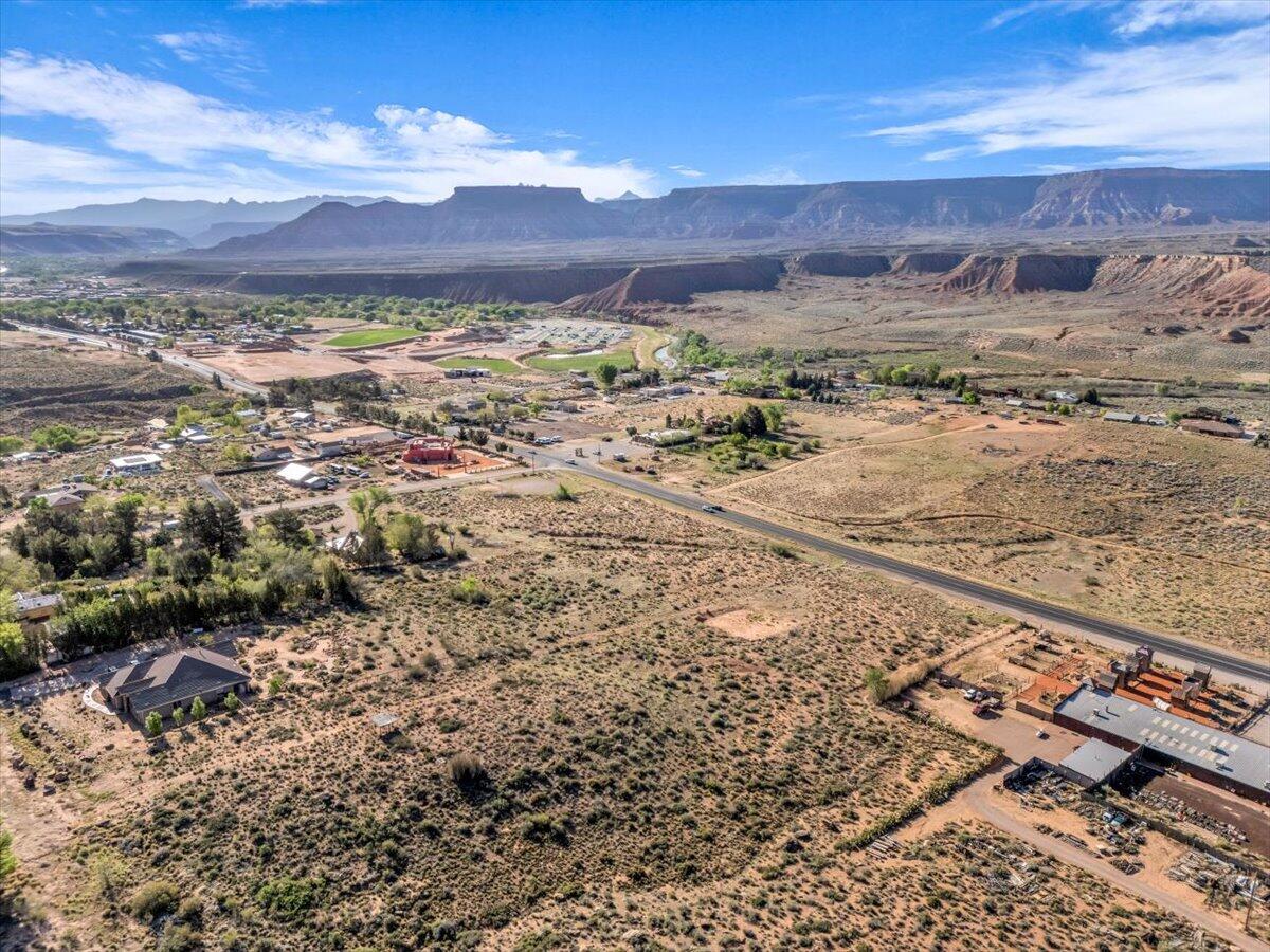 850 W Hwy 9