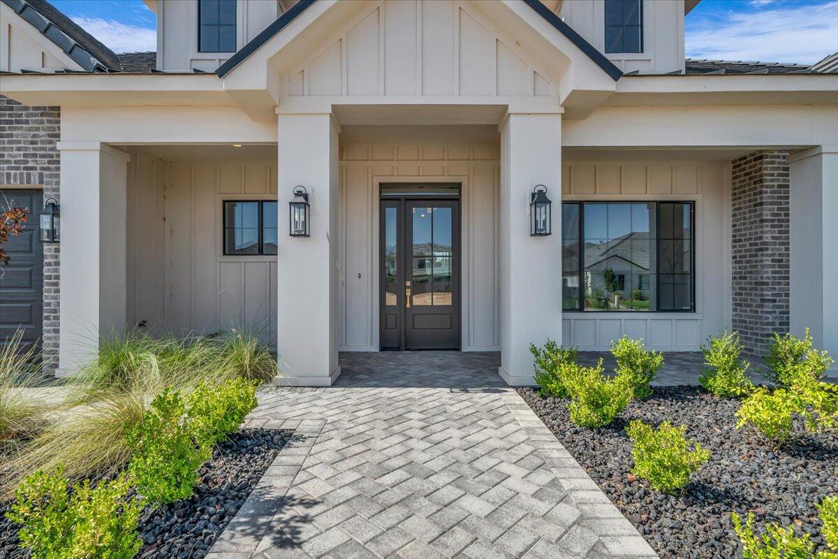 2738 STONEDALE DR