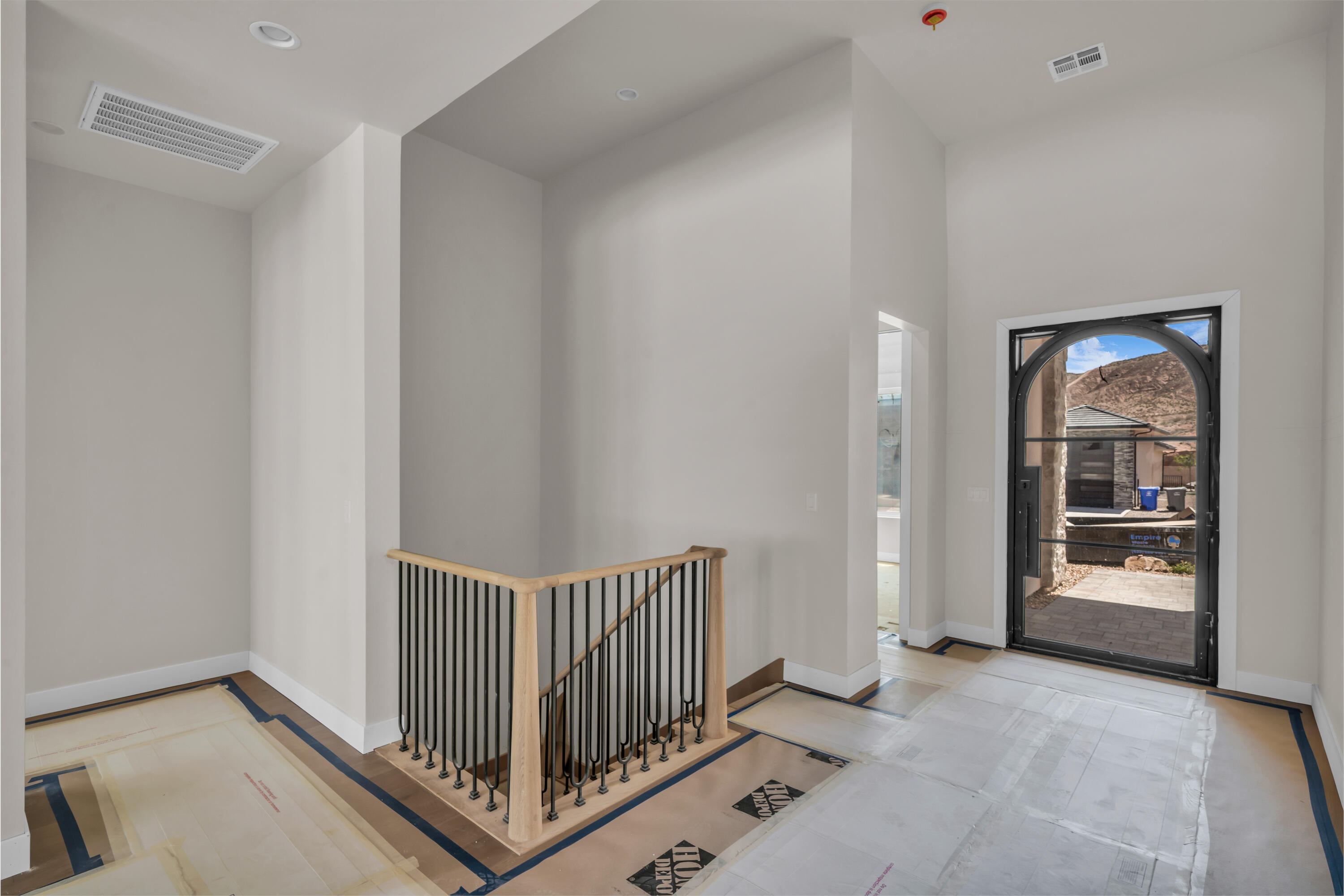 2072 S Pony Way