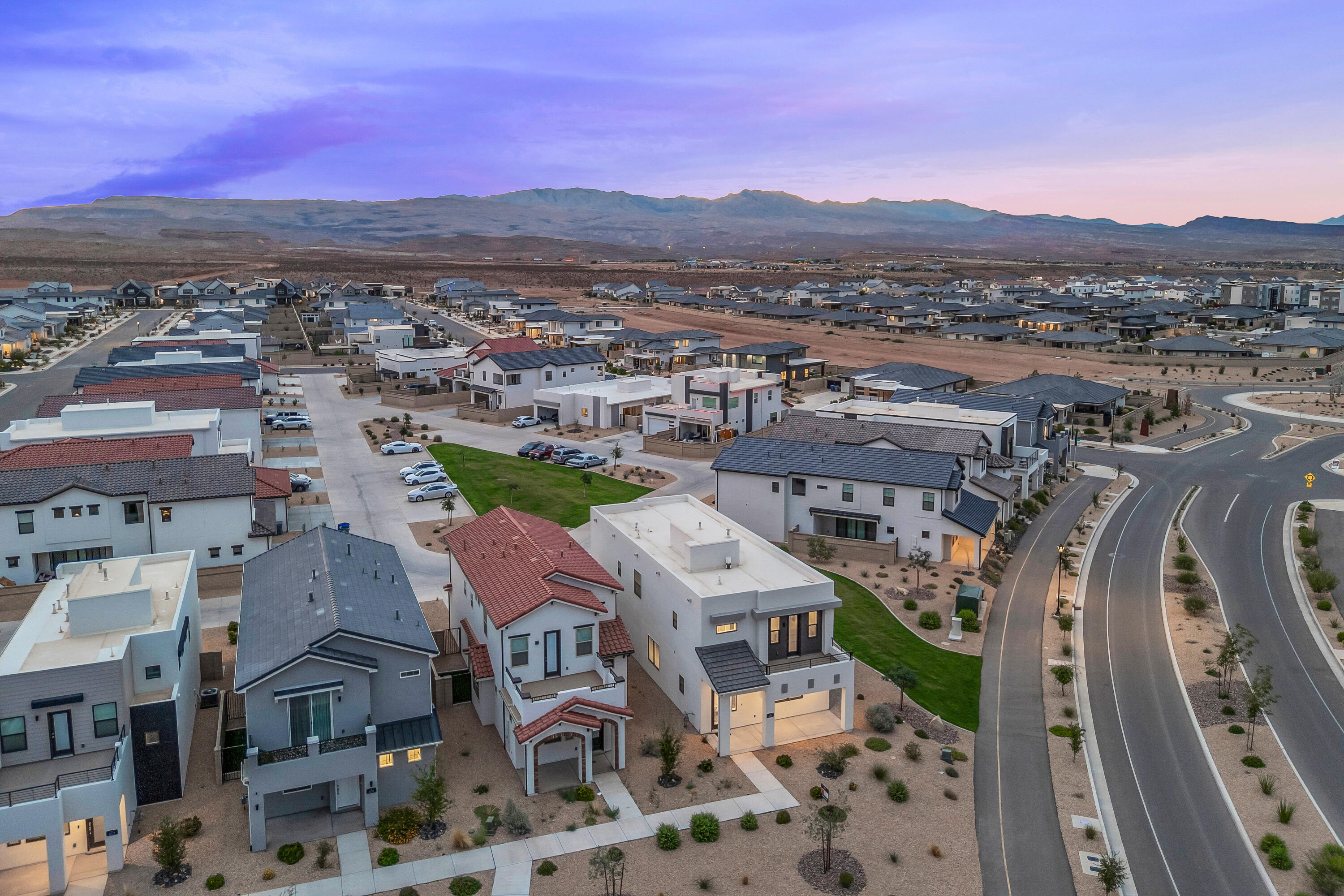 6032 Silver Birch LN