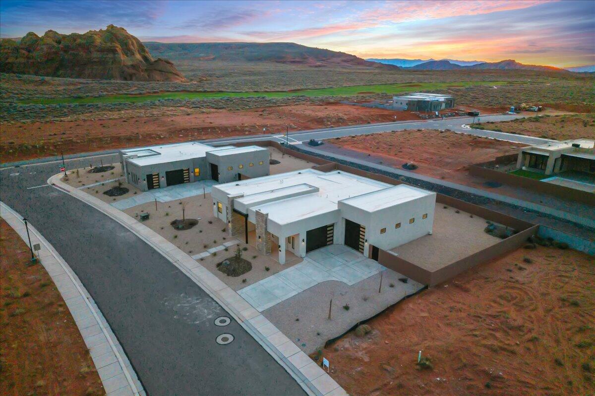 3322 S GUIDE STAR Way