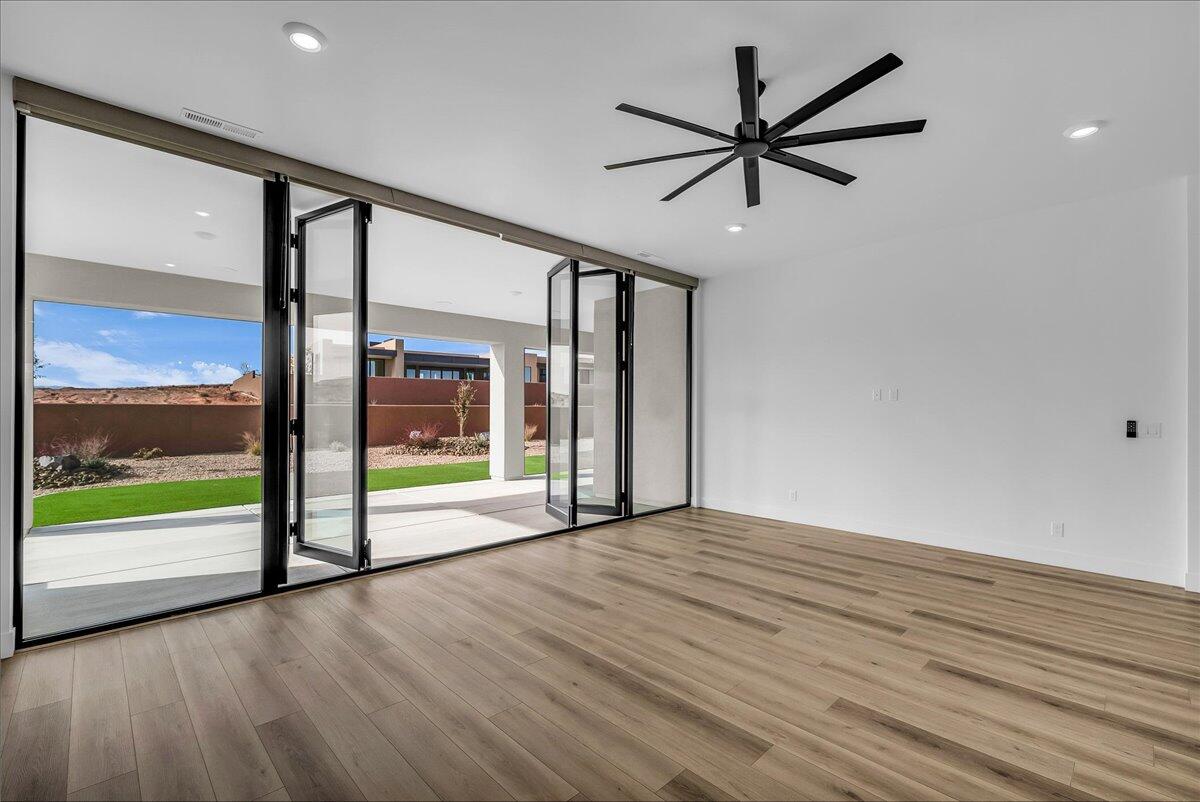 3322 S GUIDE STAR Way