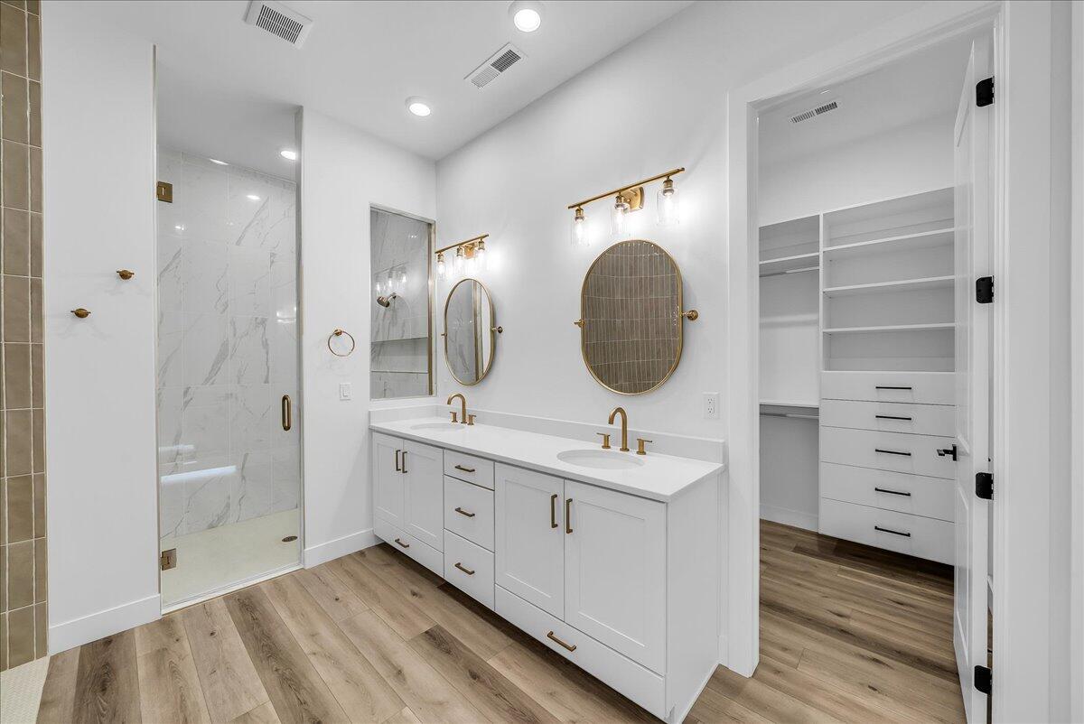 3322 S GUIDE STAR Way