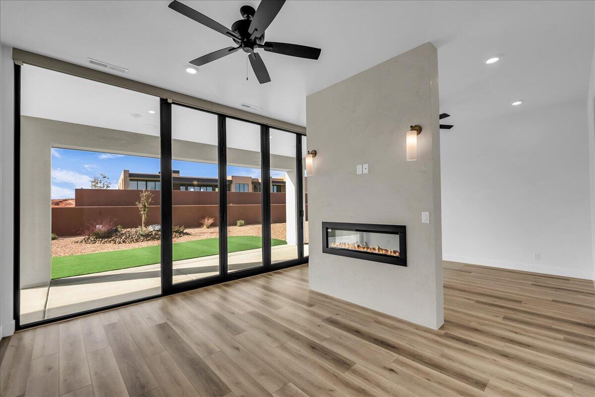 3322 S GUIDE STAR Way