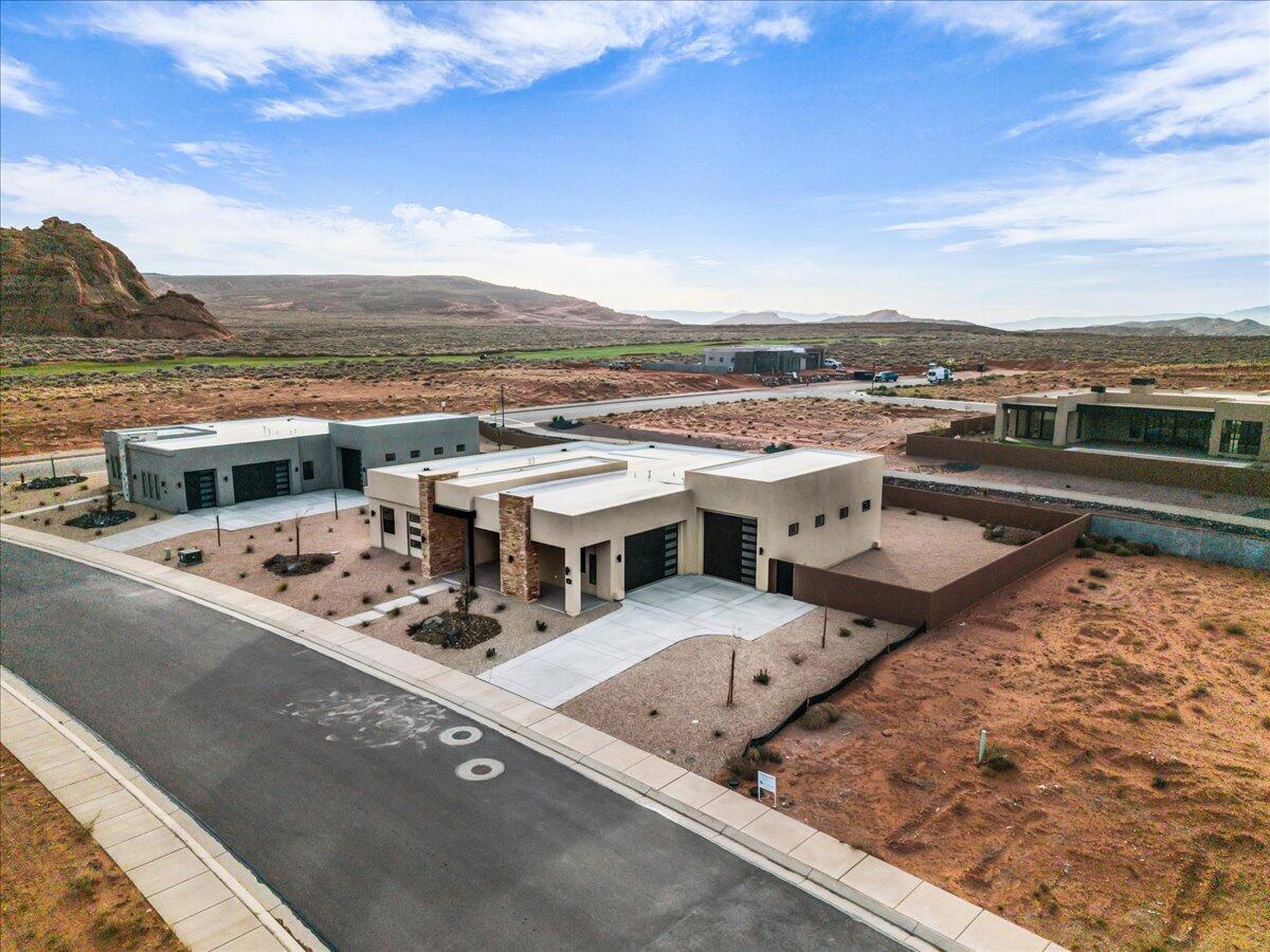 3322 S GUIDE STAR Way