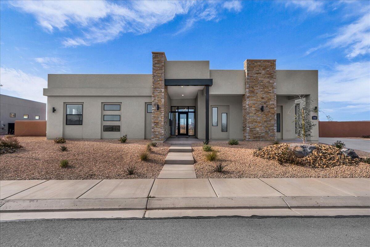 3322 S GUIDE STAR Way