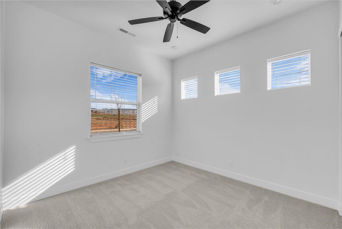 3322 S GUIDE STAR Way