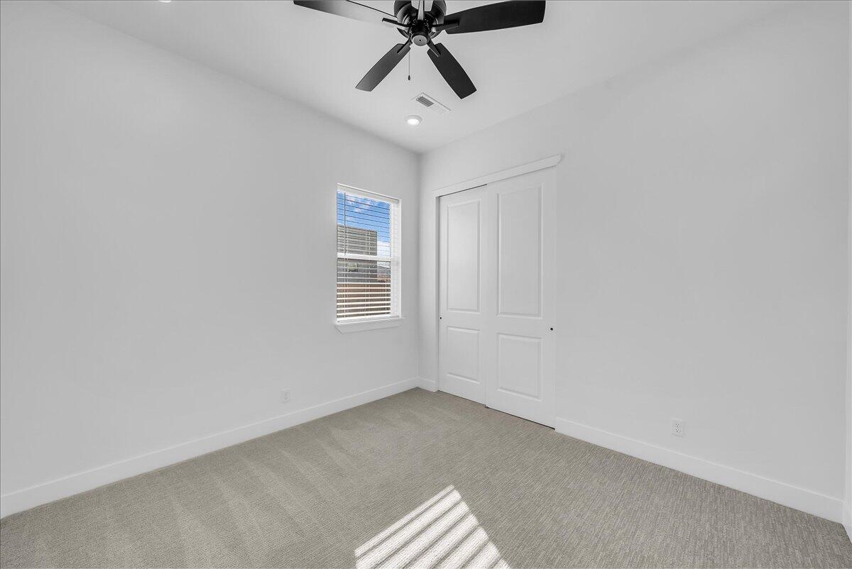 3322 S GUIDE STAR Way