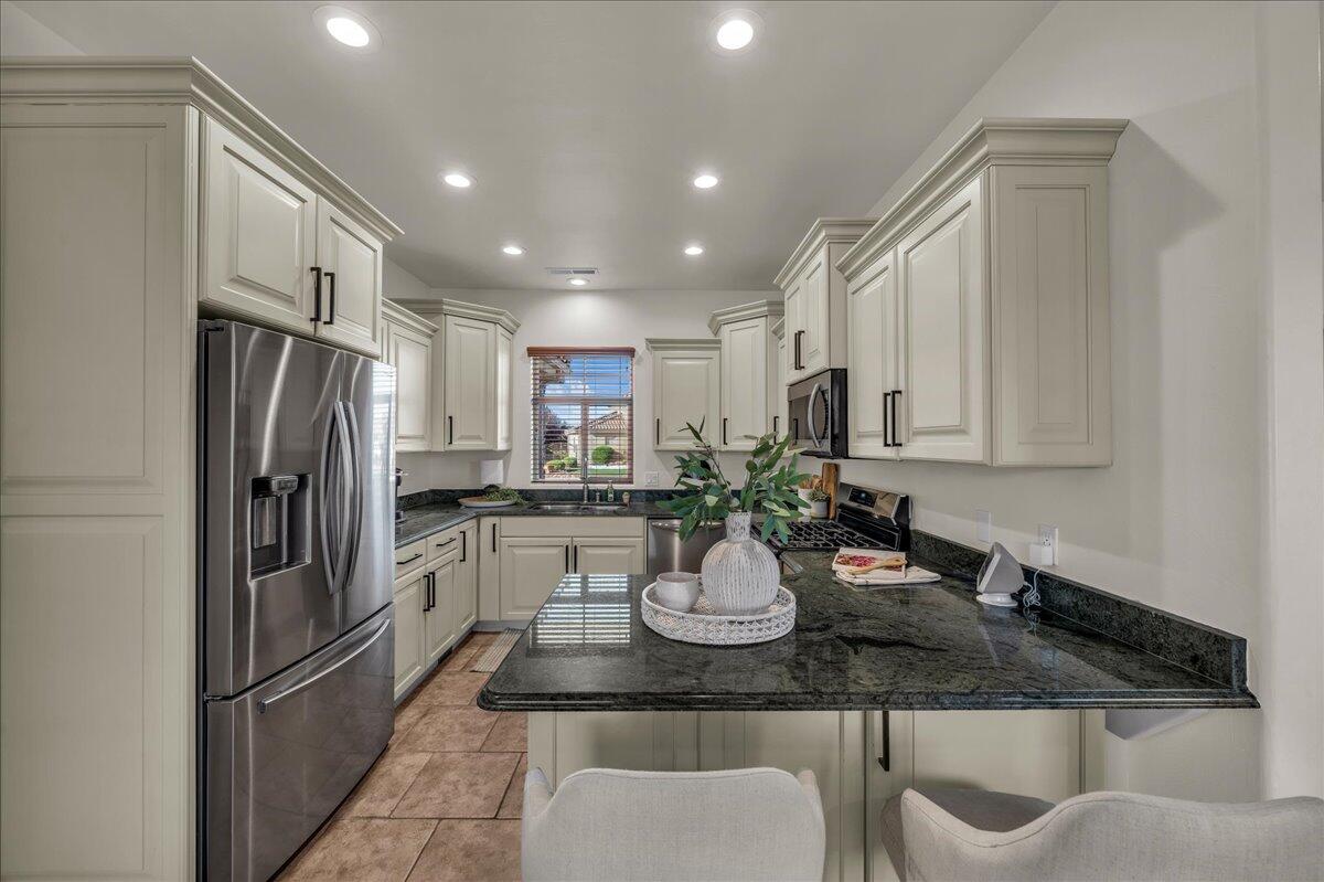 1741 S SUMMERFIELD LN