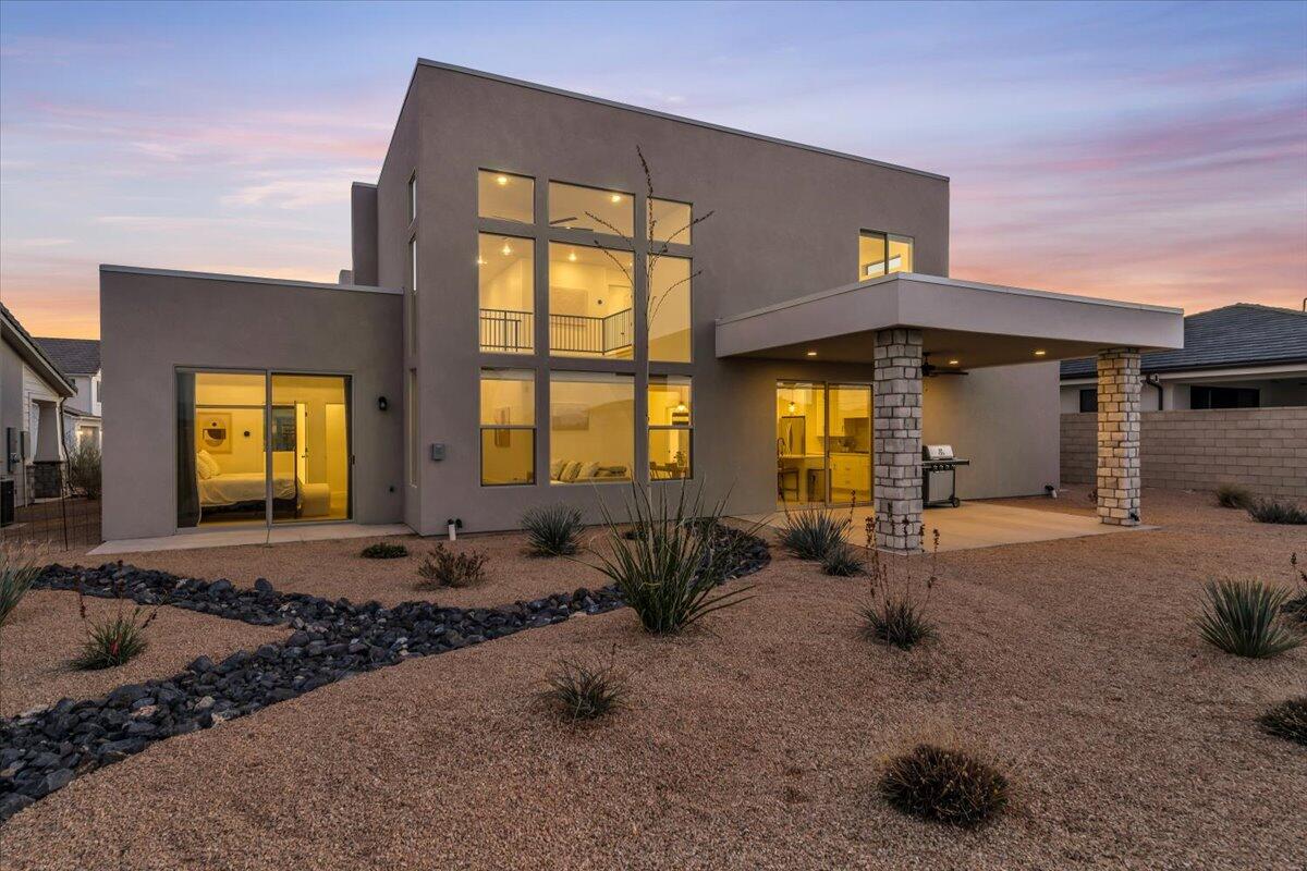 714 W JUNIPER HILL DR 220