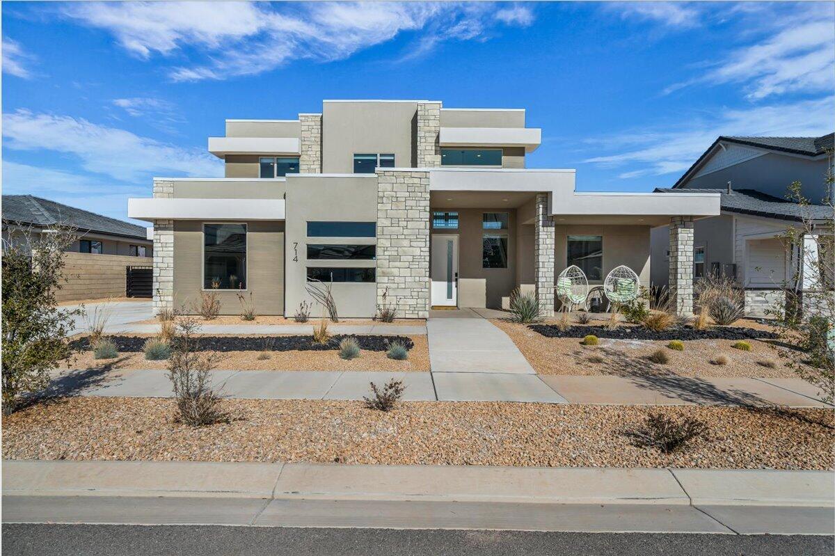 714 W JUNIPER HILL DR 220