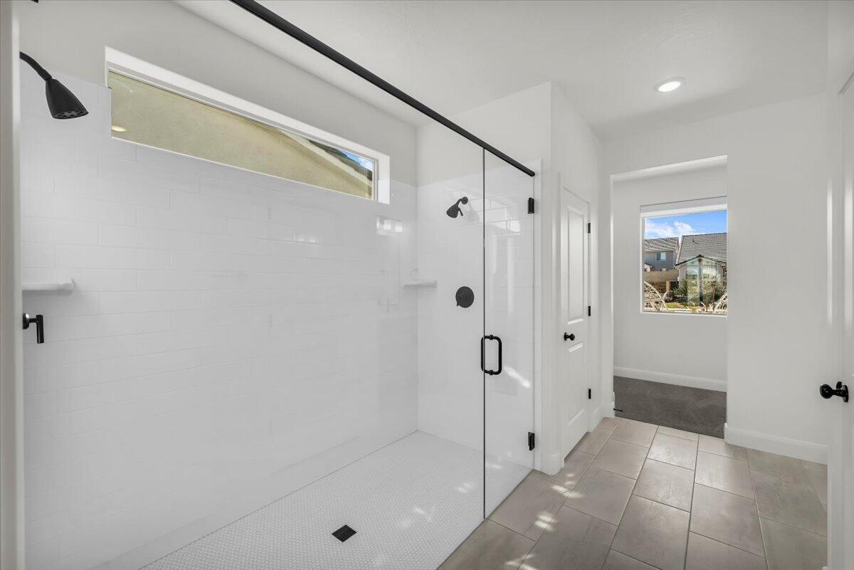 714 W JUNIPER HILL DR 220