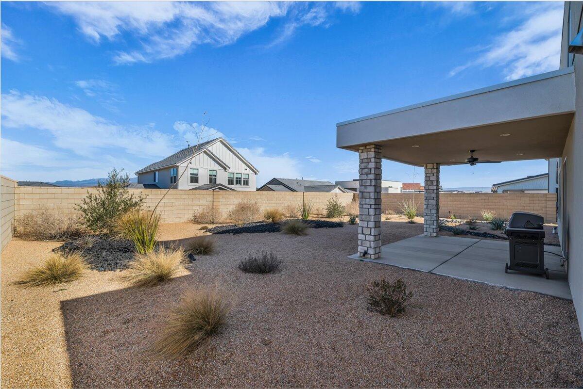 714 W JUNIPER HILL DR 220