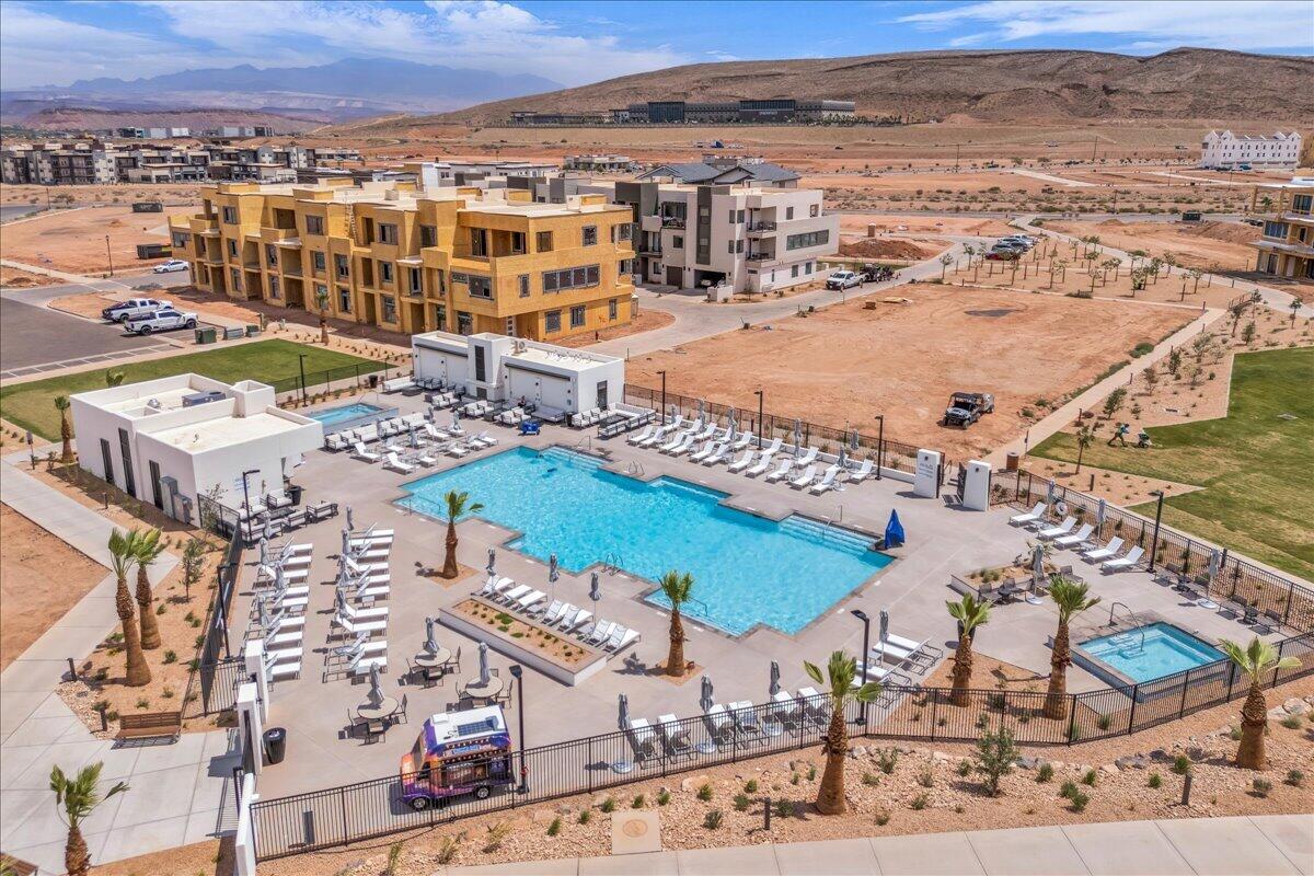 6032 S SILVER BIRCH LN