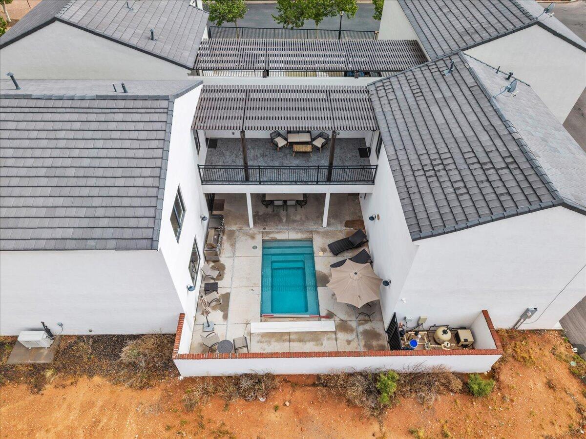 1559 S REGENT PARK RD