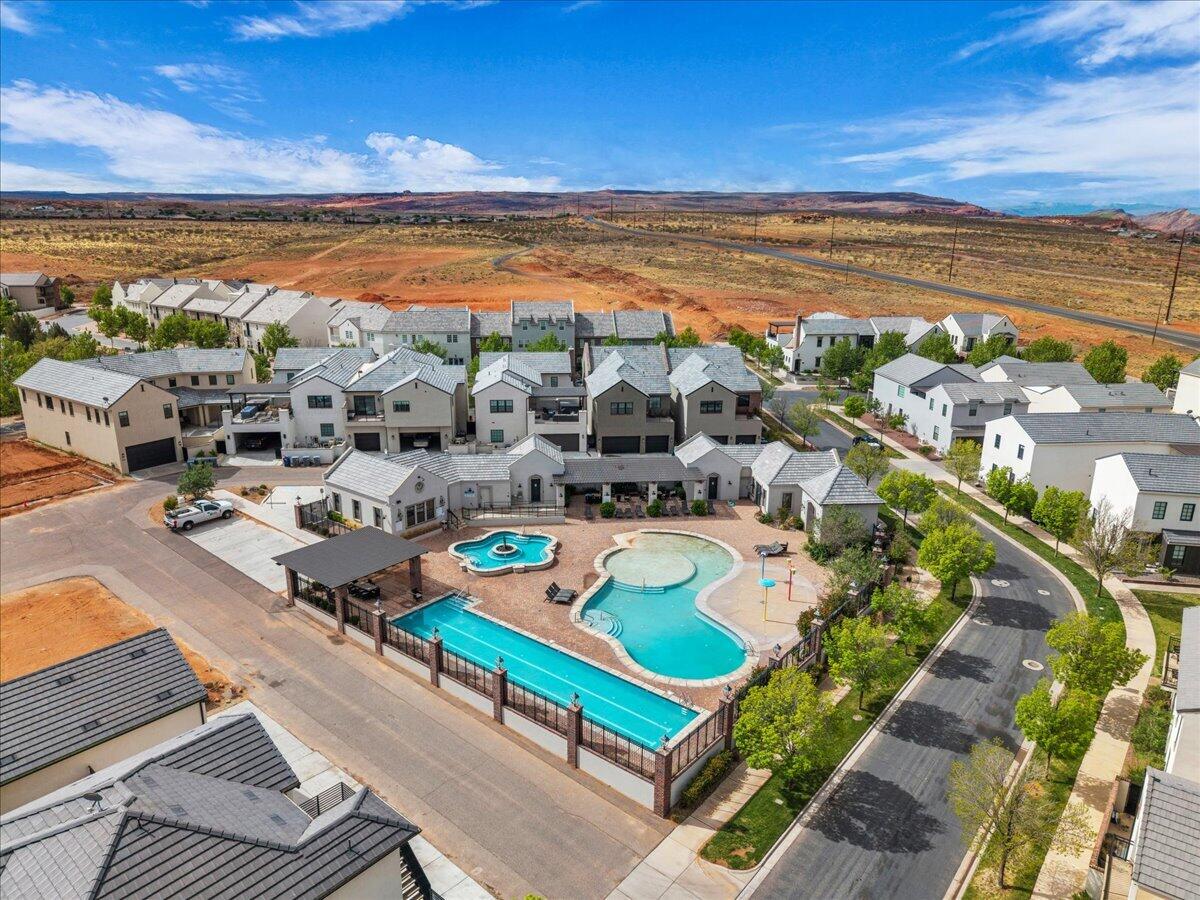 1559 S REGENT PARK RD