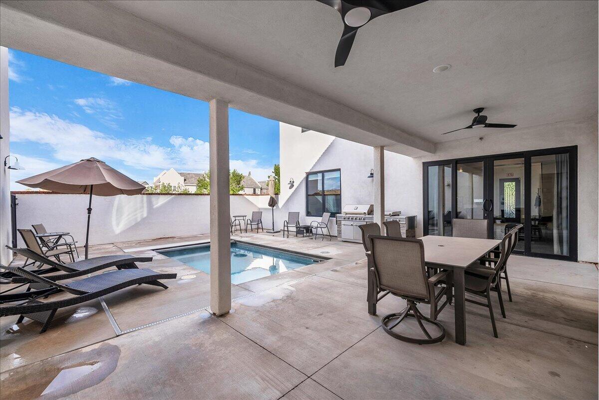 1559 S REGENT PARK RD