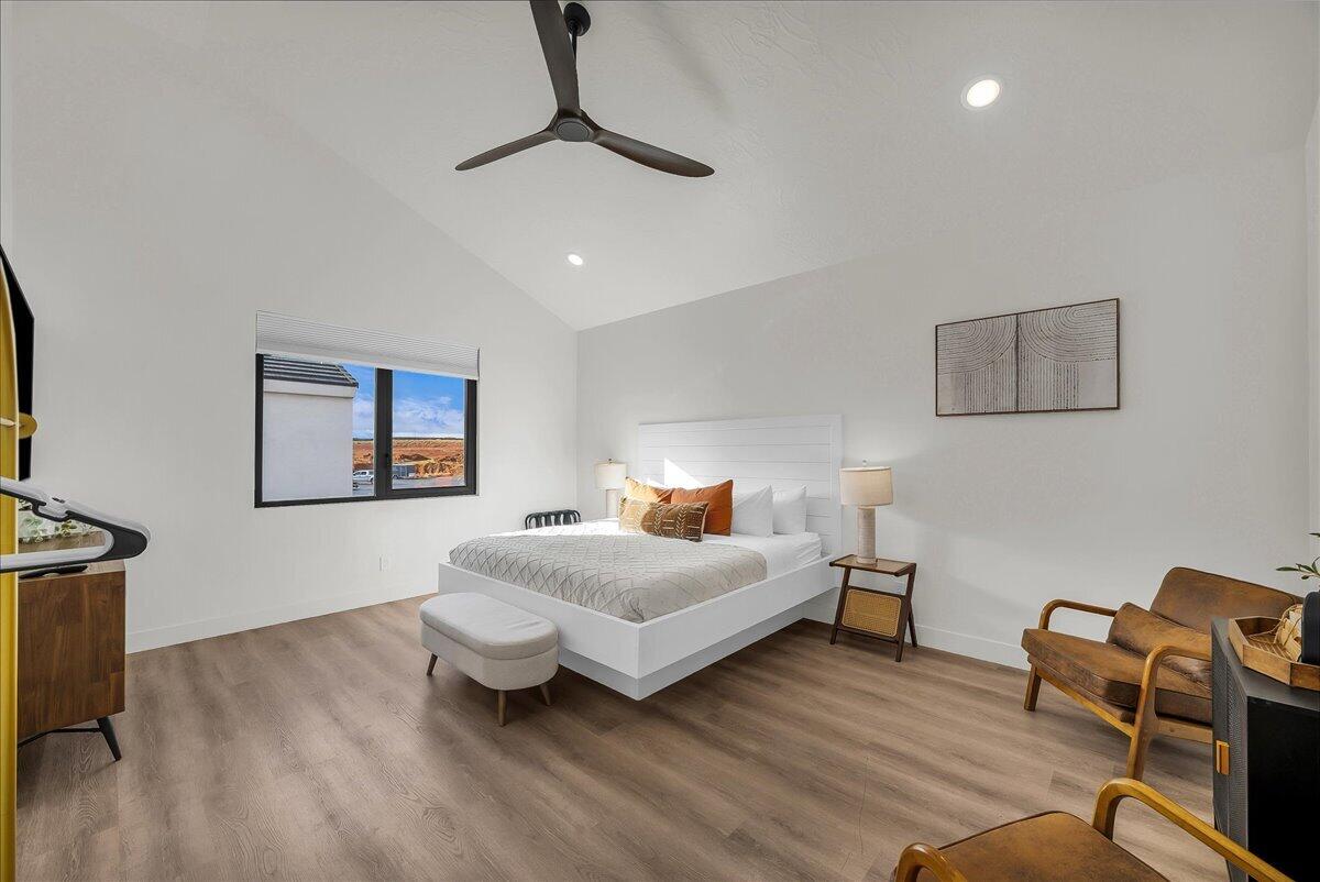 1559 S REGENT PARK RD