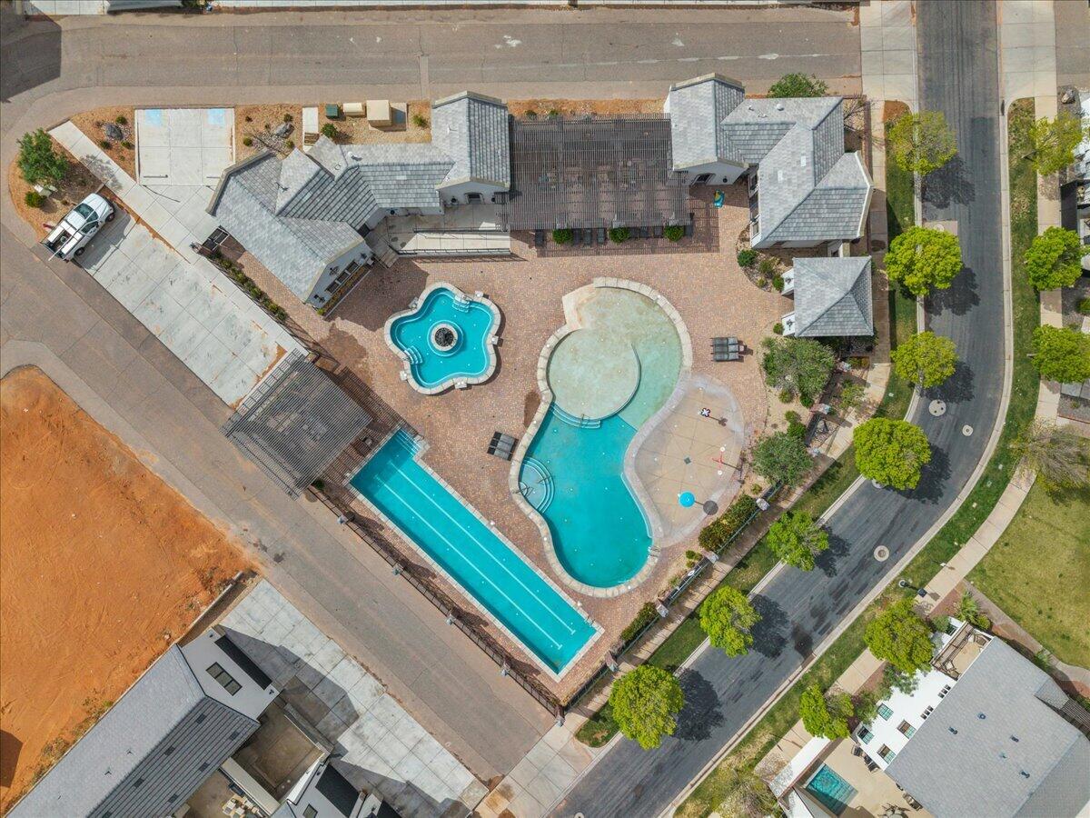 1559 S REGENT PARK RD