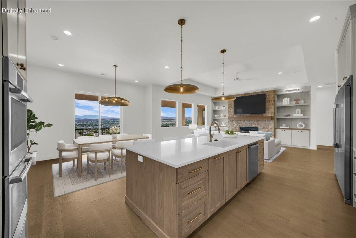 2072 S Pony Way