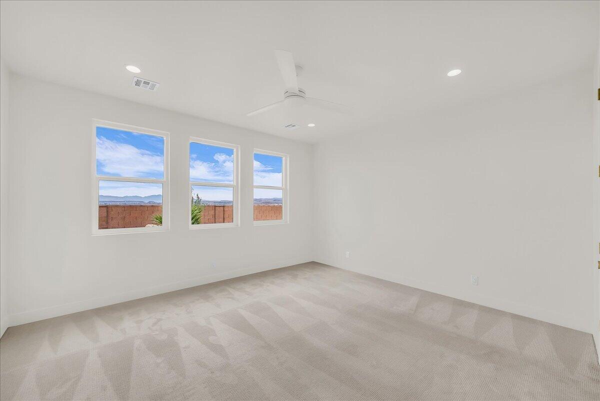 2072 S Pony Way