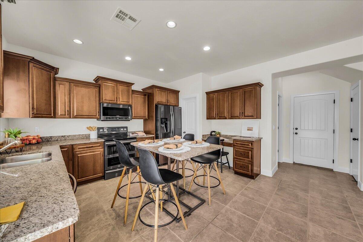 1287 Shadow Point DR 14