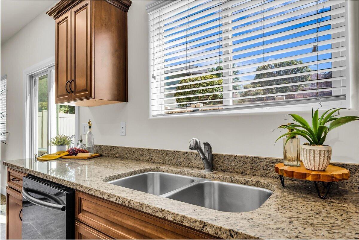 1287 Shadow Point DR 14